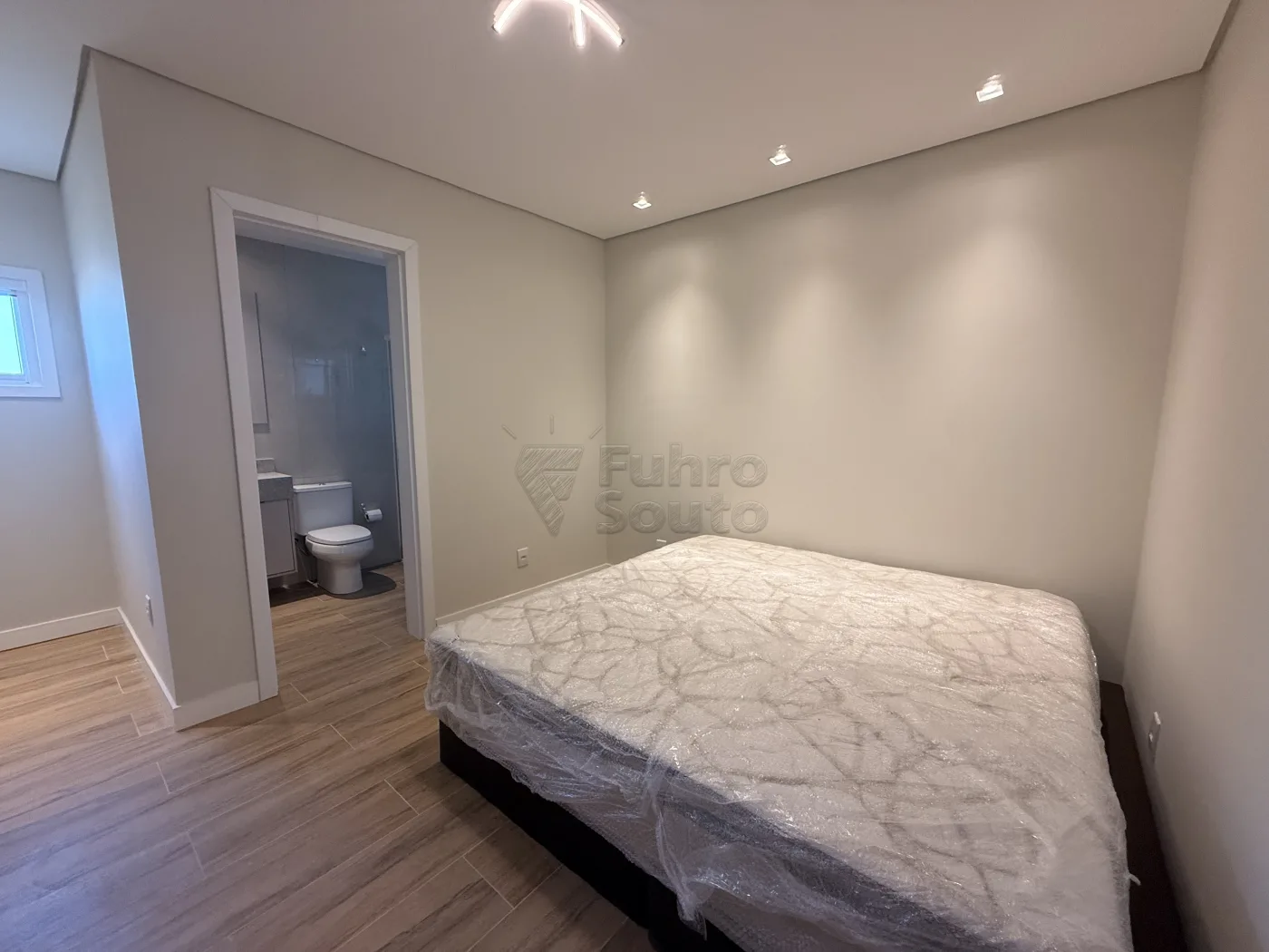 Comprar Casa / Condom&iacute;nio em Pelotas R$ 2.900.000,00 - Foto 11