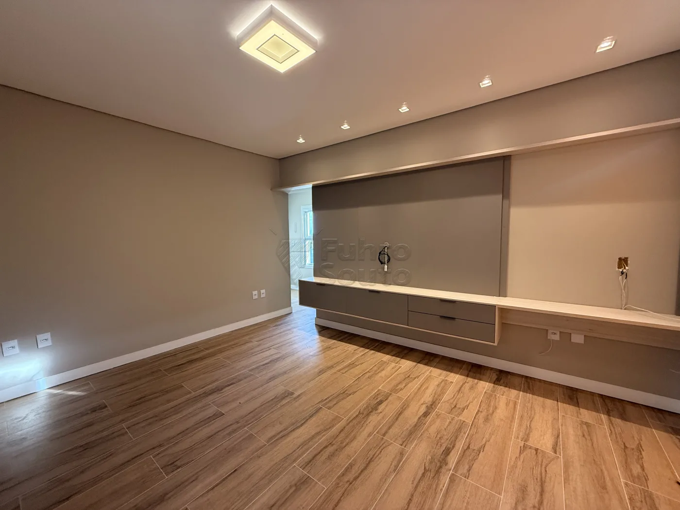 Comprar Casa / Condom&iacute;nio em Pelotas R$ 2.900.000,00 - Foto 10