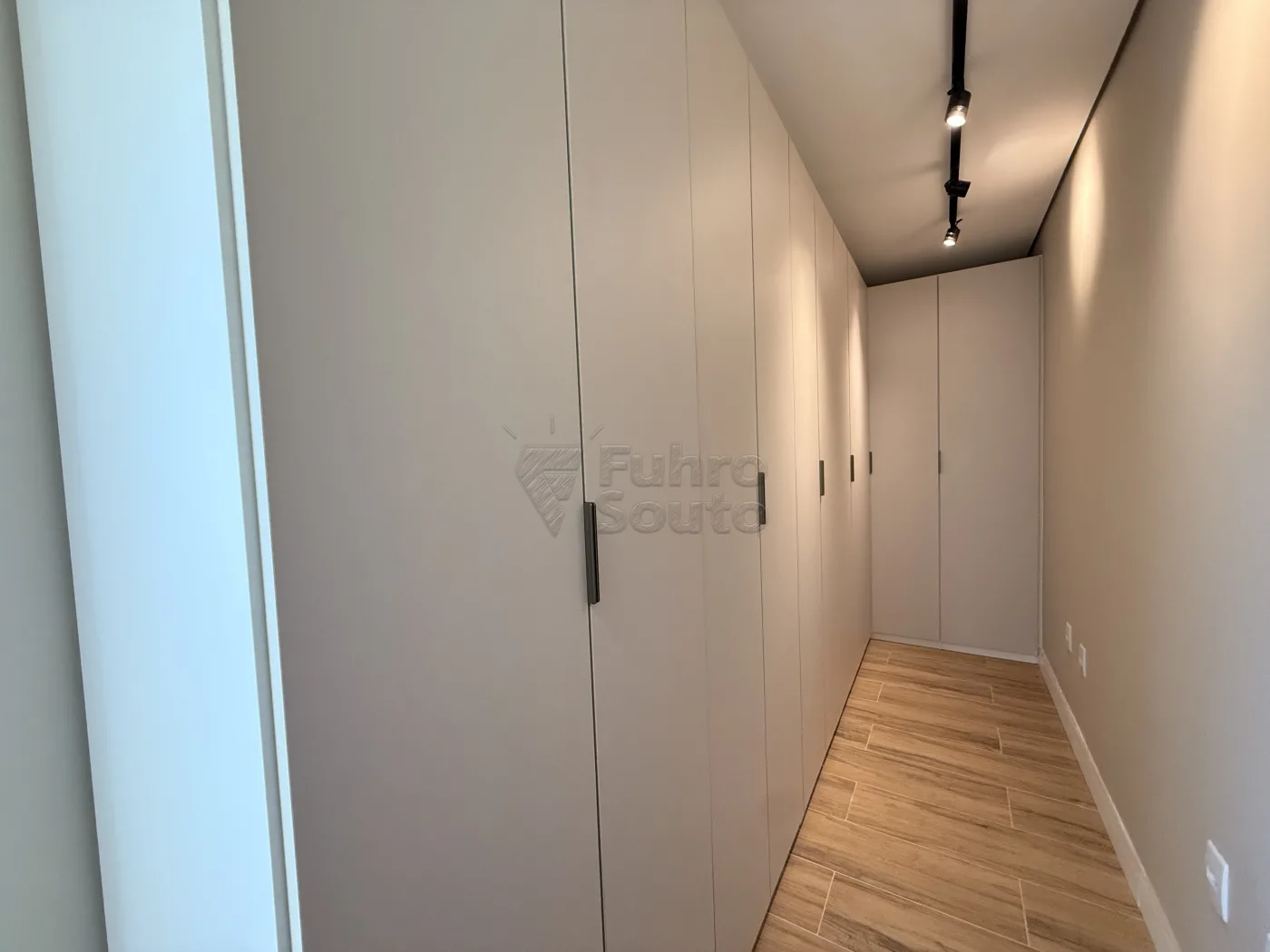 Comprar Casa / Condom&iacute;nio em Pelotas R$ 2.900.000,00 - Foto 9