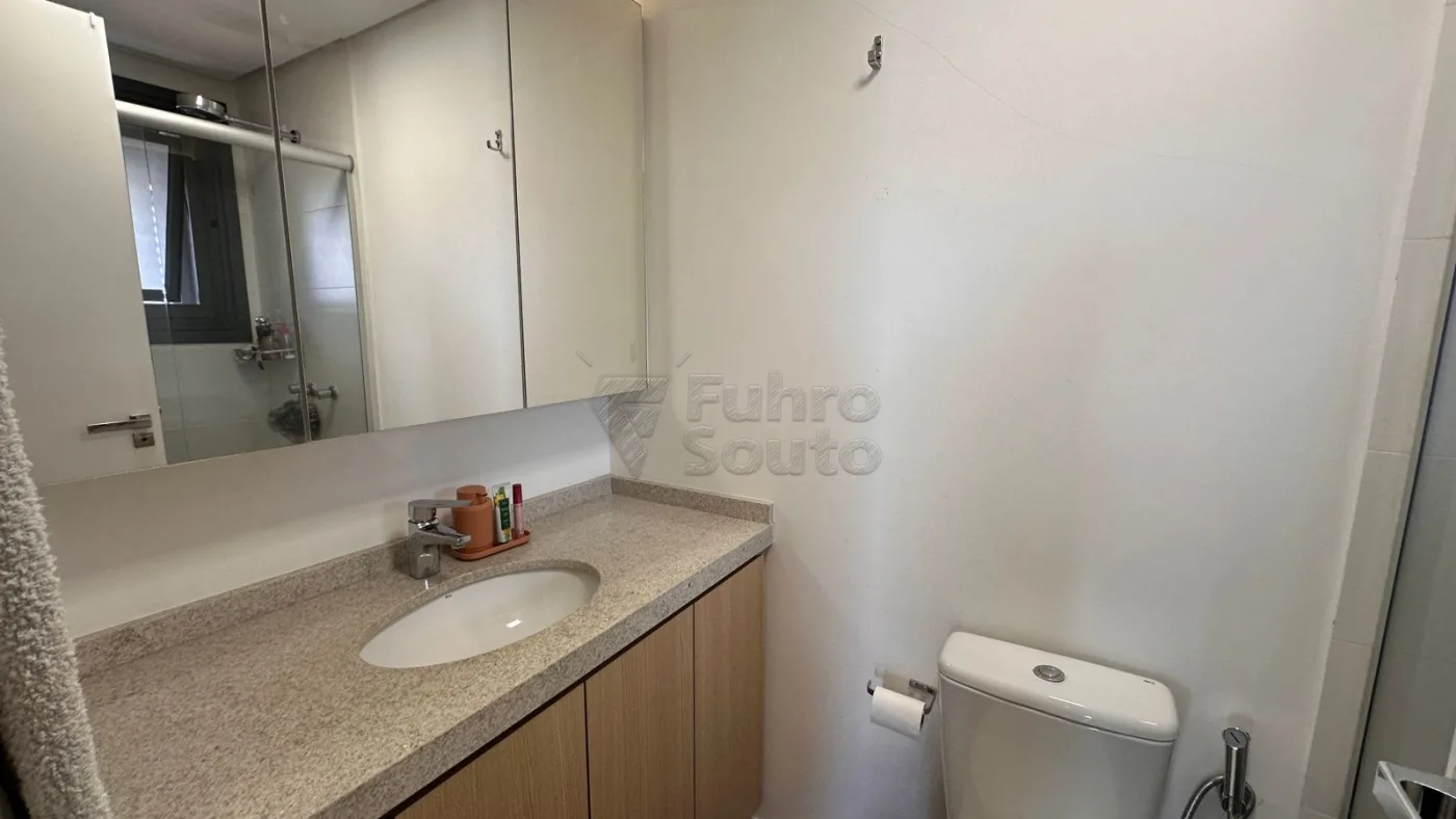 Comprar Apartamento / Padr&atilde;o em Pelotas R$ 1.490.000,00 - Foto 10