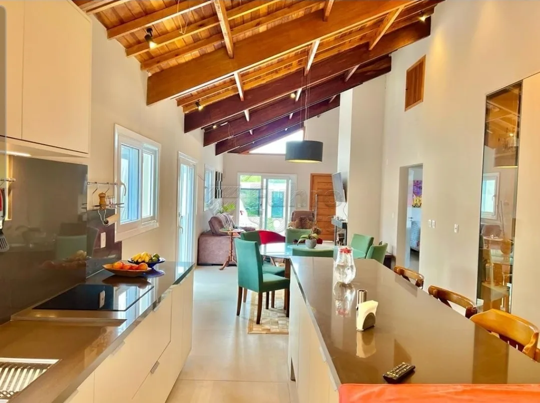 Comprar Casa / Padr&atilde;o em Pelotas R$ 1.060.000,00 - Foto 4