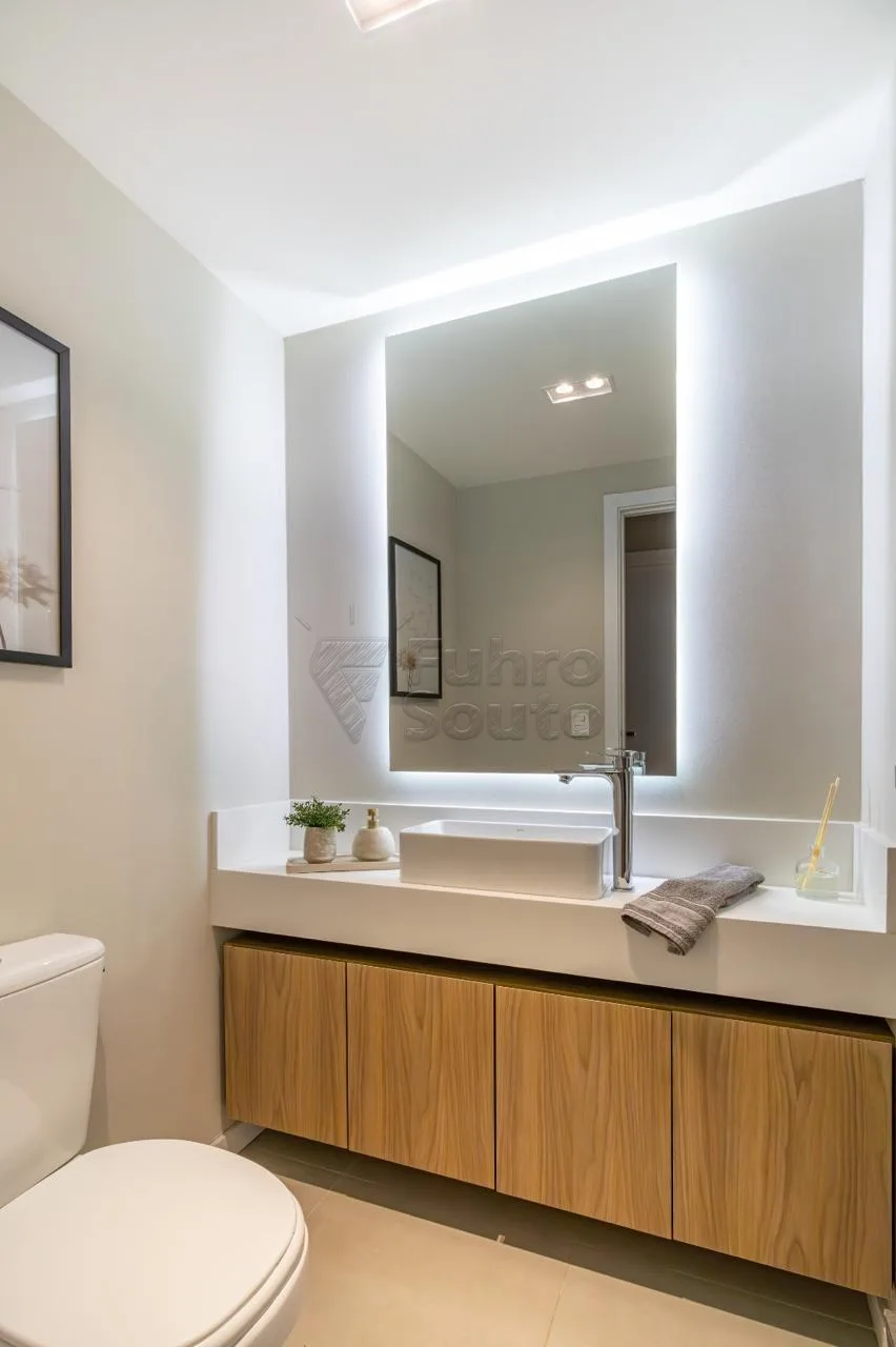 Comprar Apartamento / Padr&atilde;o em Pelotas R$ 870.000,00 - Foto 5