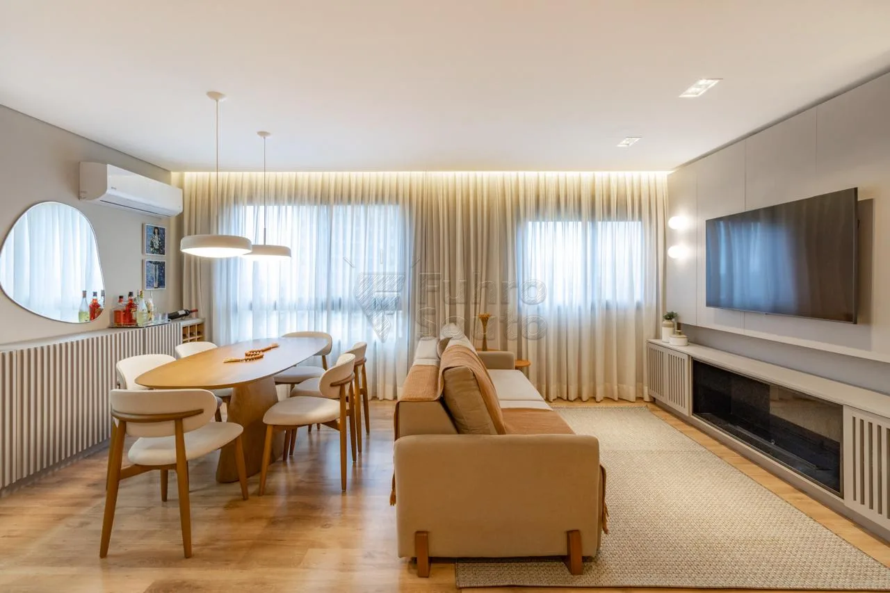 Comprar Apartamento / Padr&atilde;o em Pelotas R$ 870.000,00 - Foto 9
