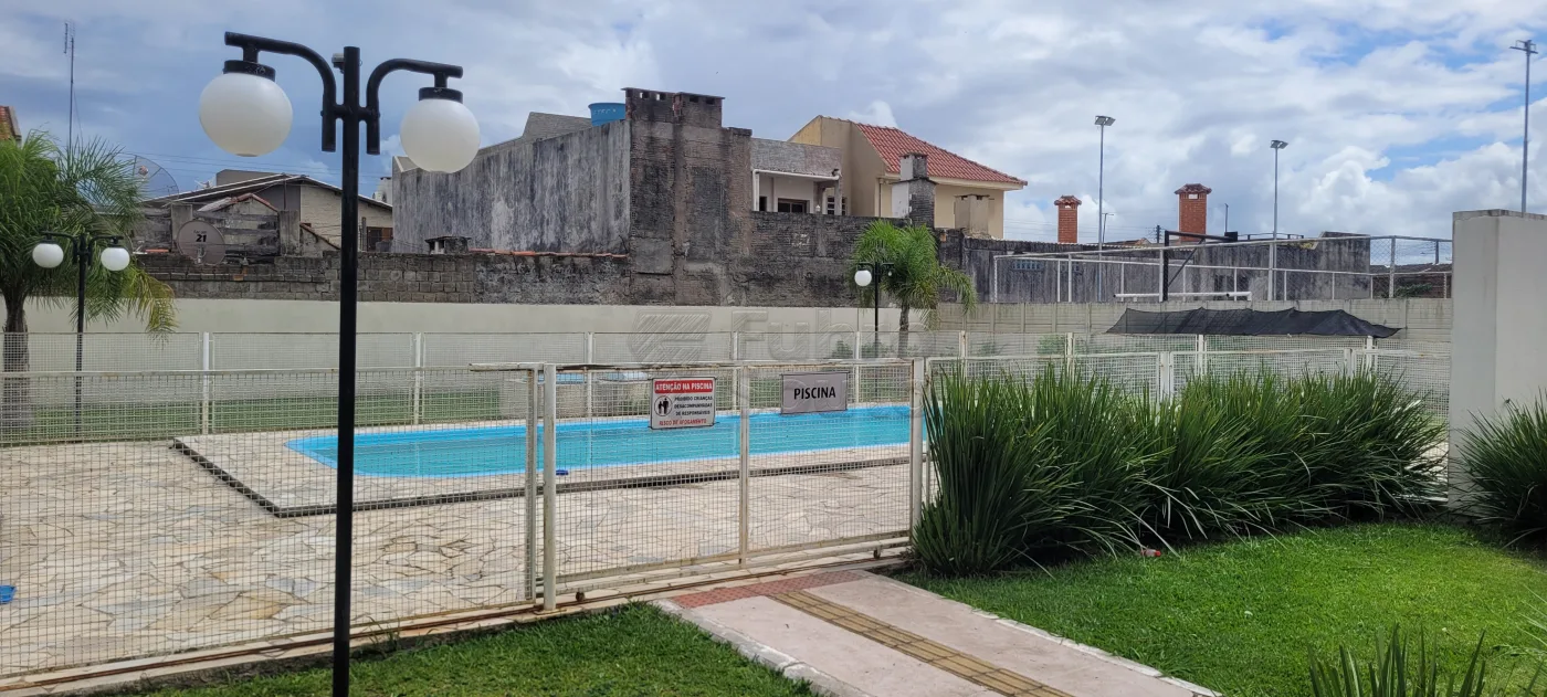 Comprar Apartamento / Padr&atilde;o em Pelotas R$ 169.000,00 - Foto 9