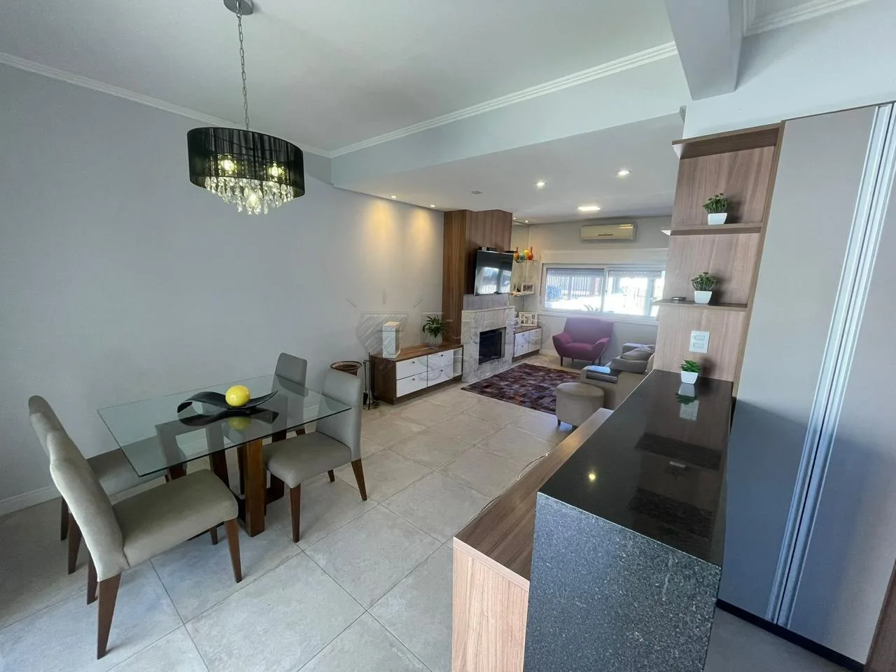 Comprar Casa / Padr&atilde;o em Pelotas R$ 980.000,00 - Foto 4