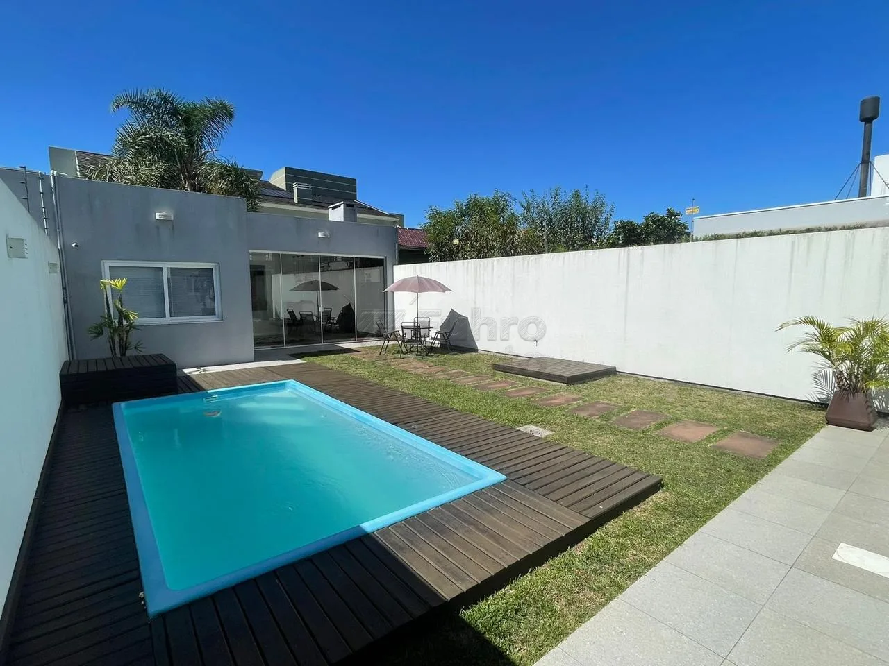 Comprar Casa / Padr&atilde;o em Pelotas R$ 980.000,00 - Foto 14