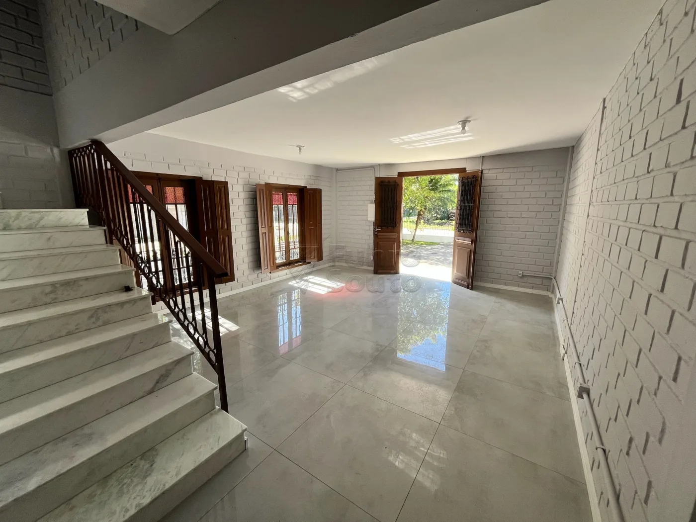 Comprar Casa / Padr&atilde;o em Pelotas R$ 1.600.000,00 - Foto 1