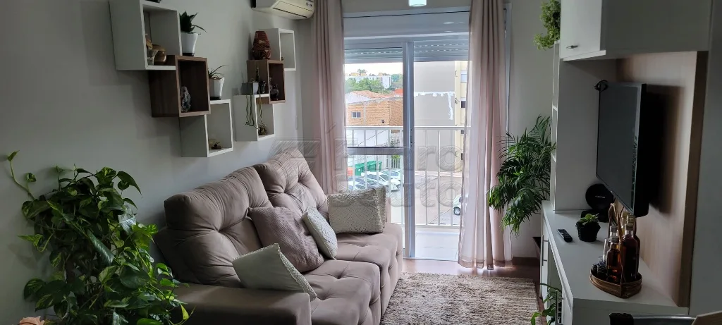 Comprar Apartamento / Padr&atilde;o em Pelotas R$ 277.000,00 - Foto 1