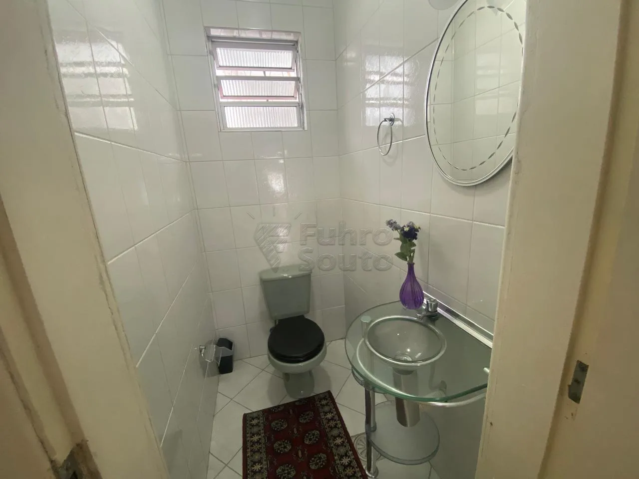 Comprar Casa / Padr&atilde;o em Pelotas R$ 790.000,00 - Foto 12