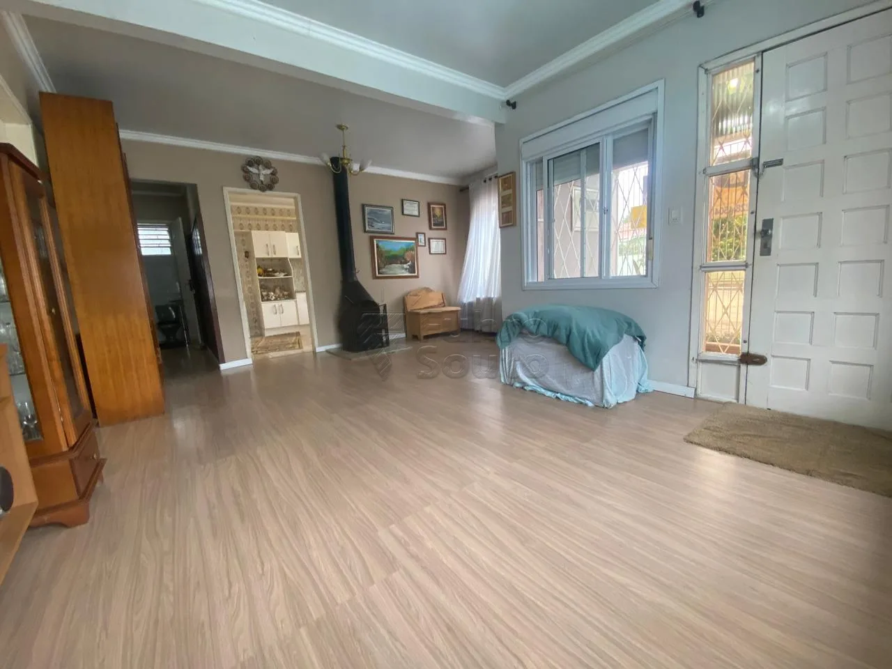 Comprar Casa / Padr&atilde;o em Pelotas R$ 790.000,00 - Foto 2