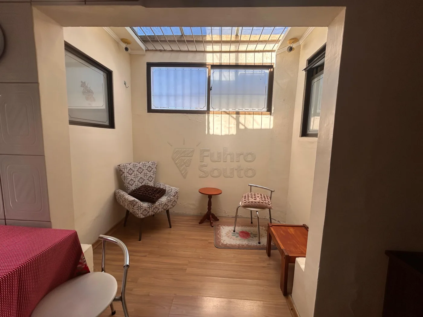 Comprar Casa / Padr&atilde;o em Pelotas R$ 430.000,00 - Foto 7