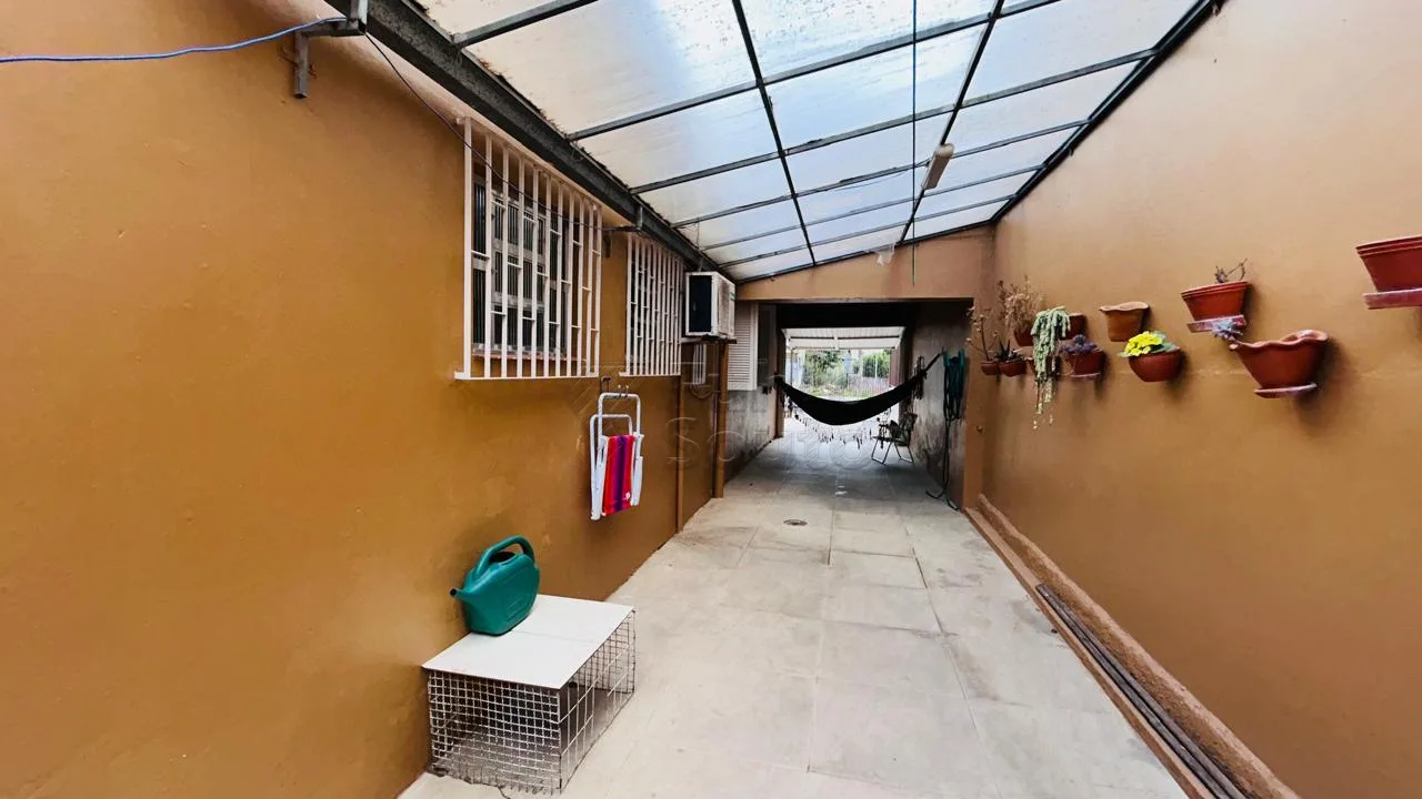 Comprar Casa / Padr&atilde;o em Pelotas R$ 550.000,00 - Foto 14