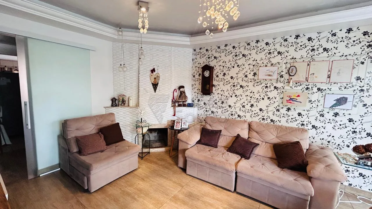 Comprar Casa / Padr&atilde;o em Pelotas R$ 550.000,00 - Foto 1