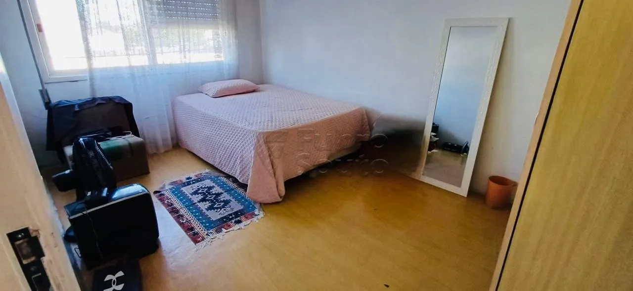 Comprar Apartamento / Padr&atilde;o em Pelotas R$ 270.000,00 - Foto 4