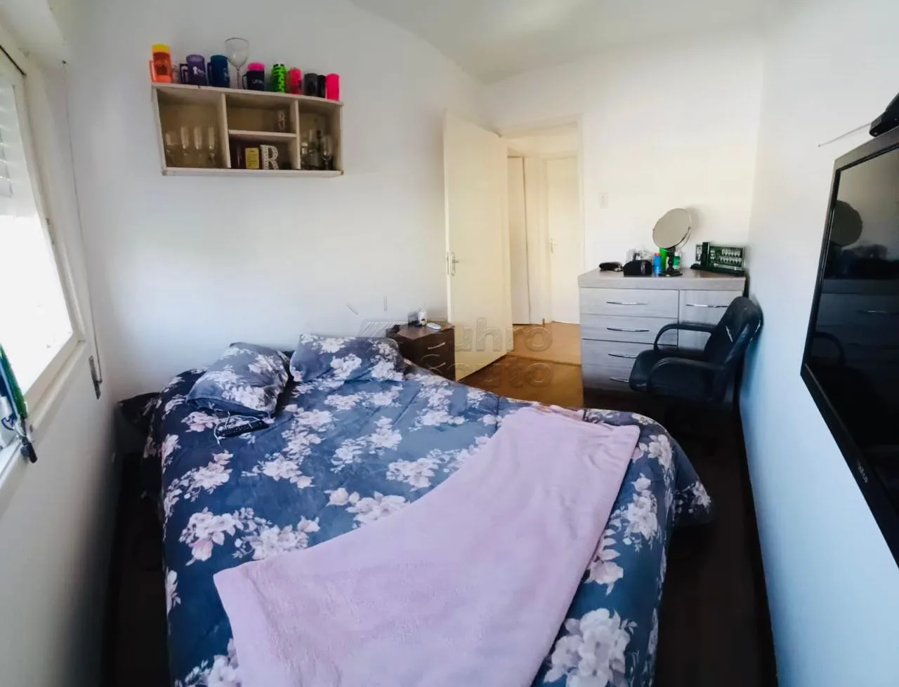 Comprar Apartamento / Padr&atilde;o em Pelotas R$ 270.000,00 - Foto 6