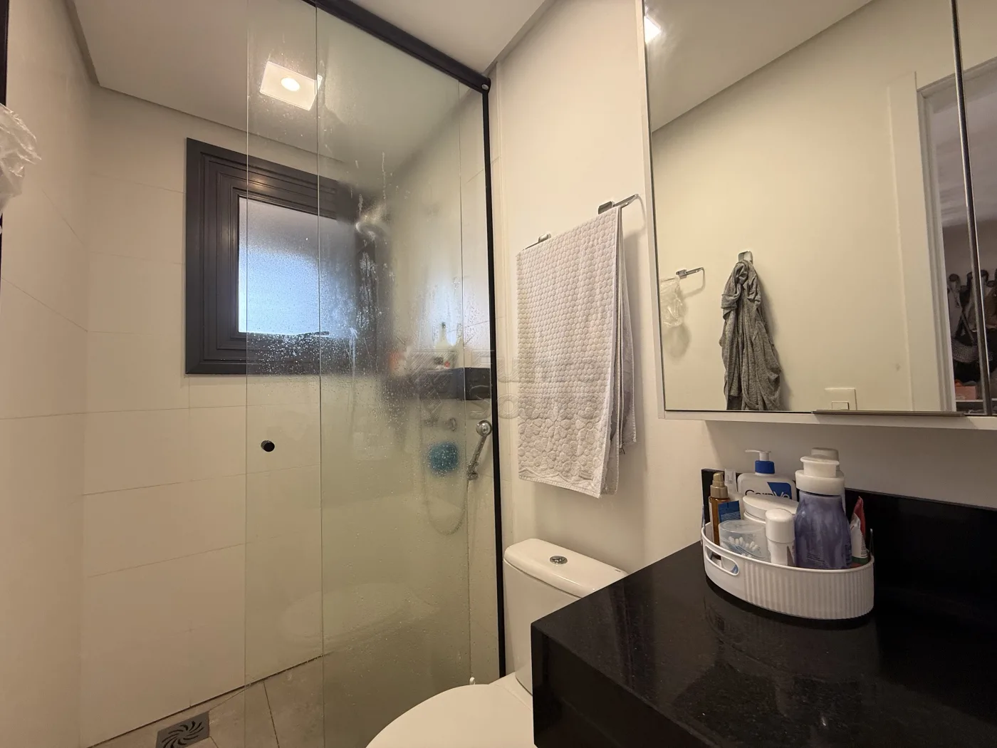 Comprar Apartamento / Padr&atilde;o em Pelotas R$ 980.000,00 - Foto 8
