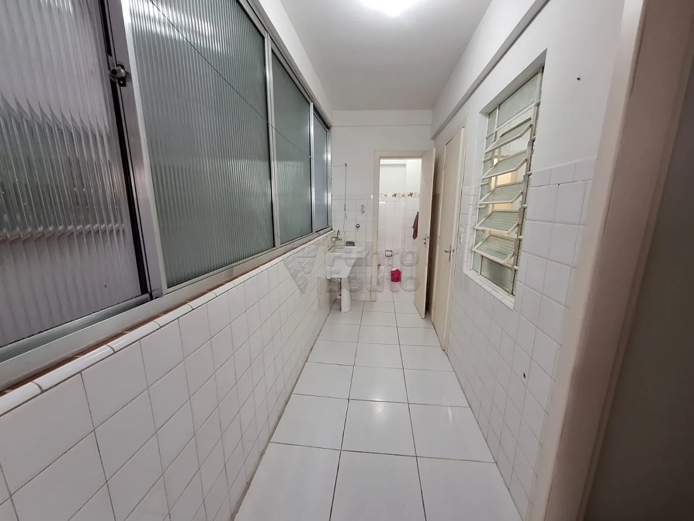 Comprar Apartamento / Padr&atilde;o em Pelotas R$ 230.000,00 - Foto 7
