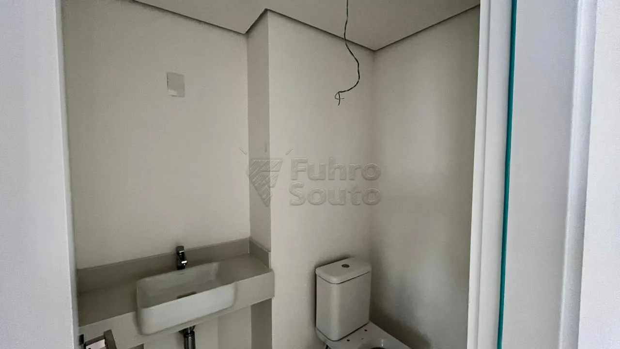 Comprar Comercial / Sala em Condom&iacute;nio em Pelotas R$ 420.000,00 - Foto 5