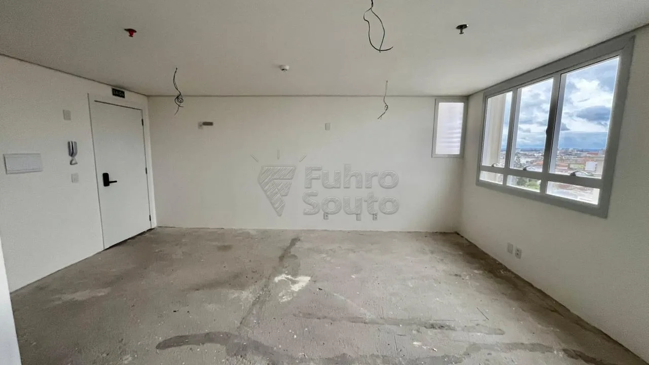 Comprar Comercial / Sala em Condom&iacute;nio em Pelotas R$ 420.000,00 - Foto 1