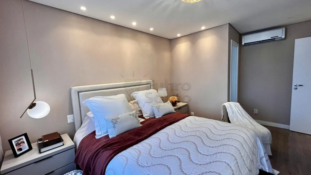 Comprar Apartamento / Padr&atilde;o em Pelotas R$ 1.150.000,00 - Foto 6