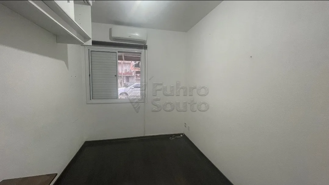 Comprar Casa / Condom&iacute;nio em Pelotas R$ 350.000,00 - Foto 5