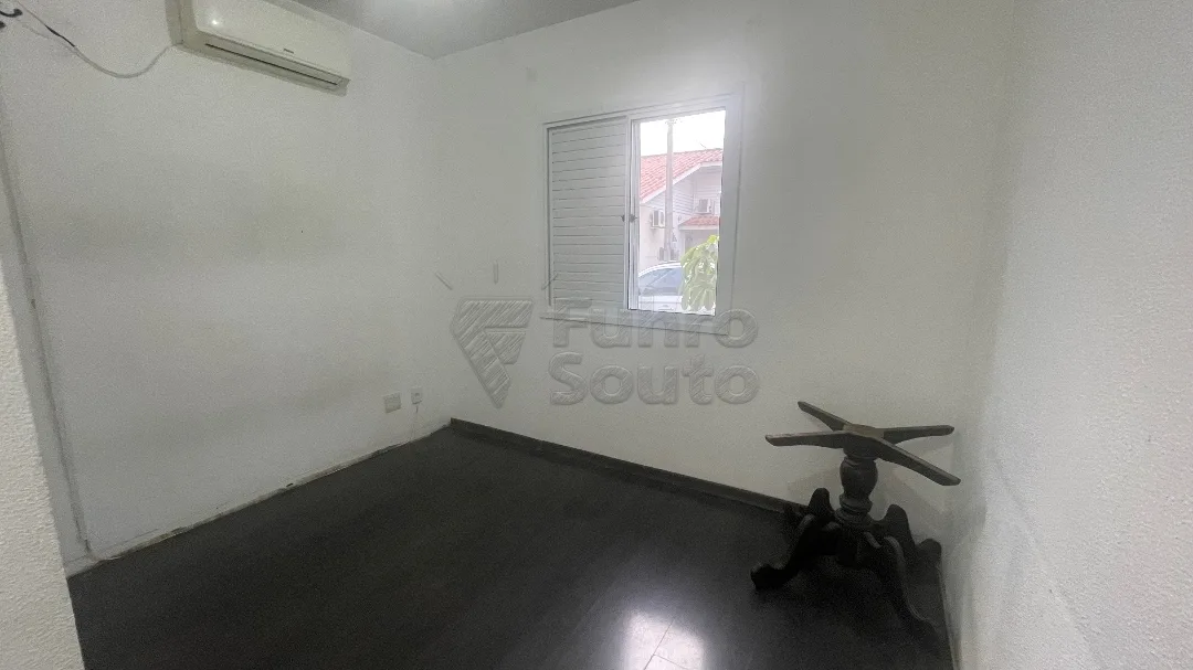 Comprar Casa / Condom&iacute;nio em Pelotas R$ 350.000,00 - Foto 7