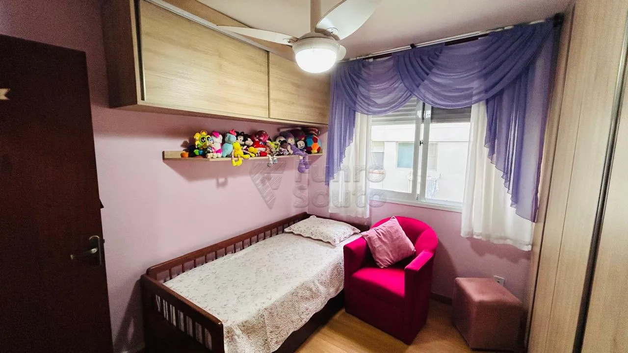 Comprar Apartamento / Padr&atilde;o em Pelotas R$ 250.000,00 - Foto 8