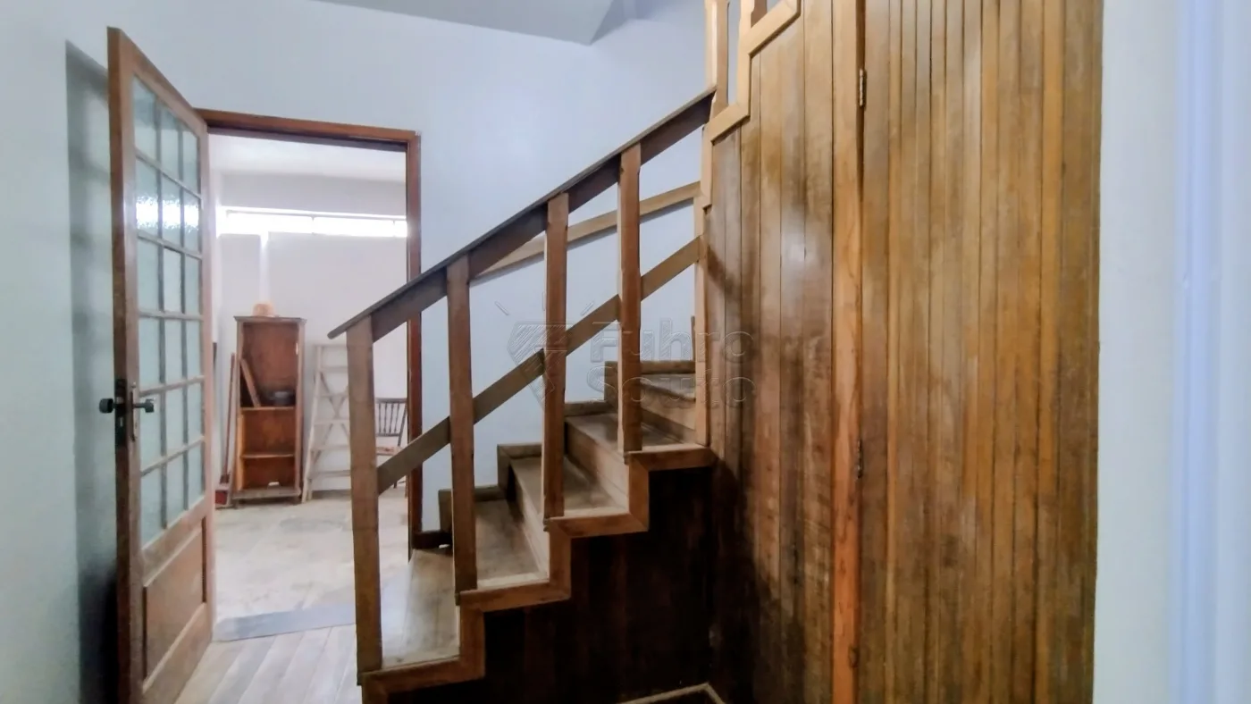 Comprar Casa / Padr&atilde;o em Pelotas R$ 720.000,00 - Foto 9