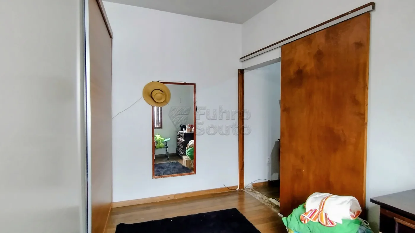 Comprar Casa / Padr&atilde;o em Pelotas R$ 720.000,00 - Foto 15