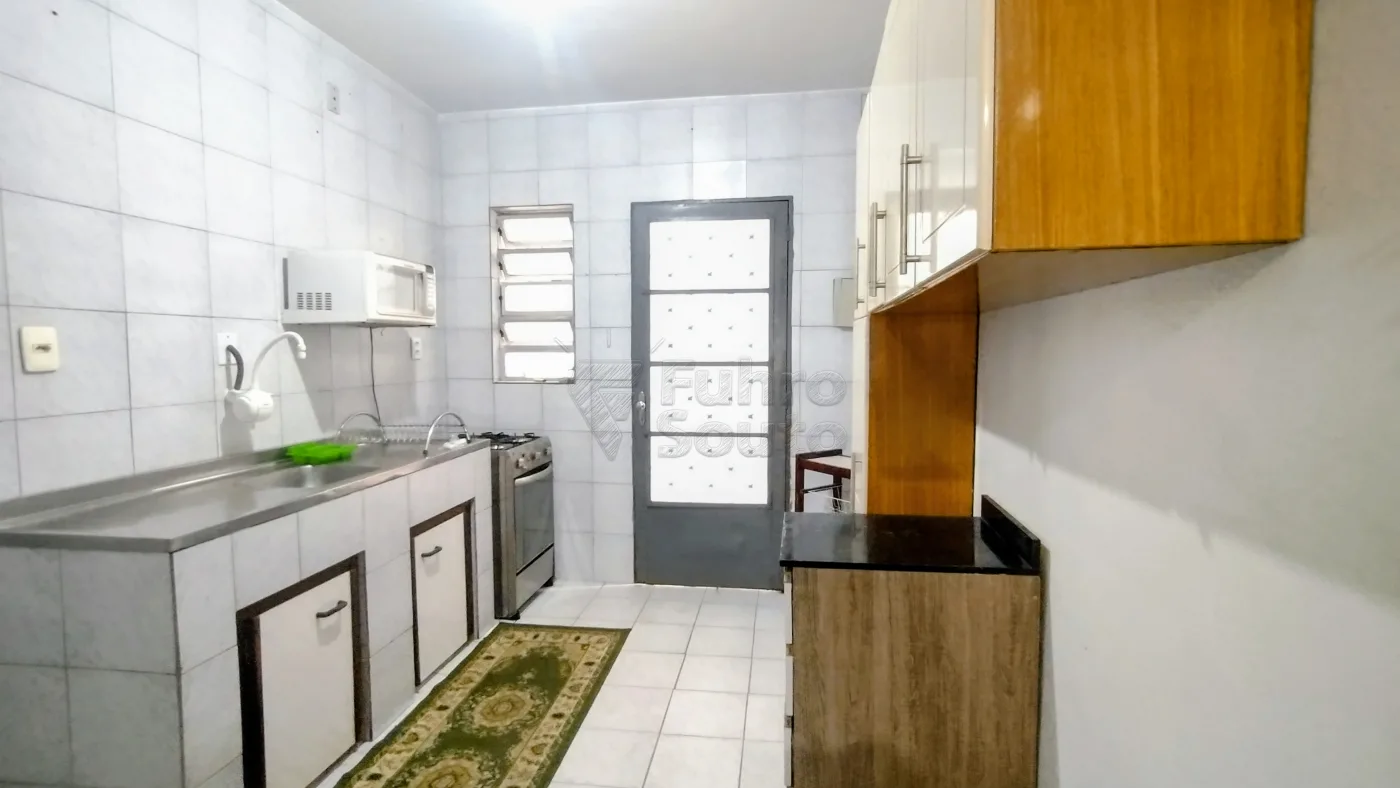 Comprar Casa / Padr&atilde;o em Pelotas R$ 720.000,00 - Foto 26