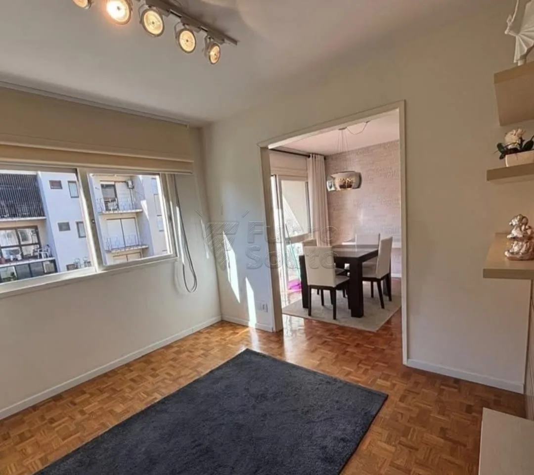 Comprar Apartamento / Padr&atilde;o em Pelotas R$ 350.000,00 - Foto 1