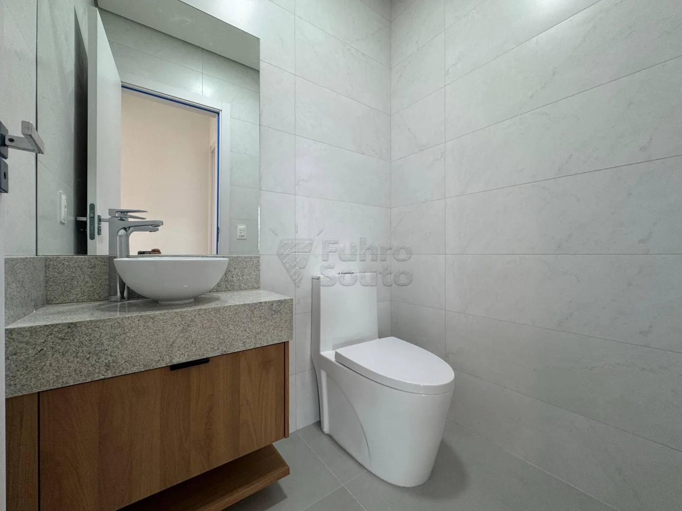 Comprar Apartamento / Padr&atilde;o em Pelotas R$ 1.490.000,00 - Foto 7