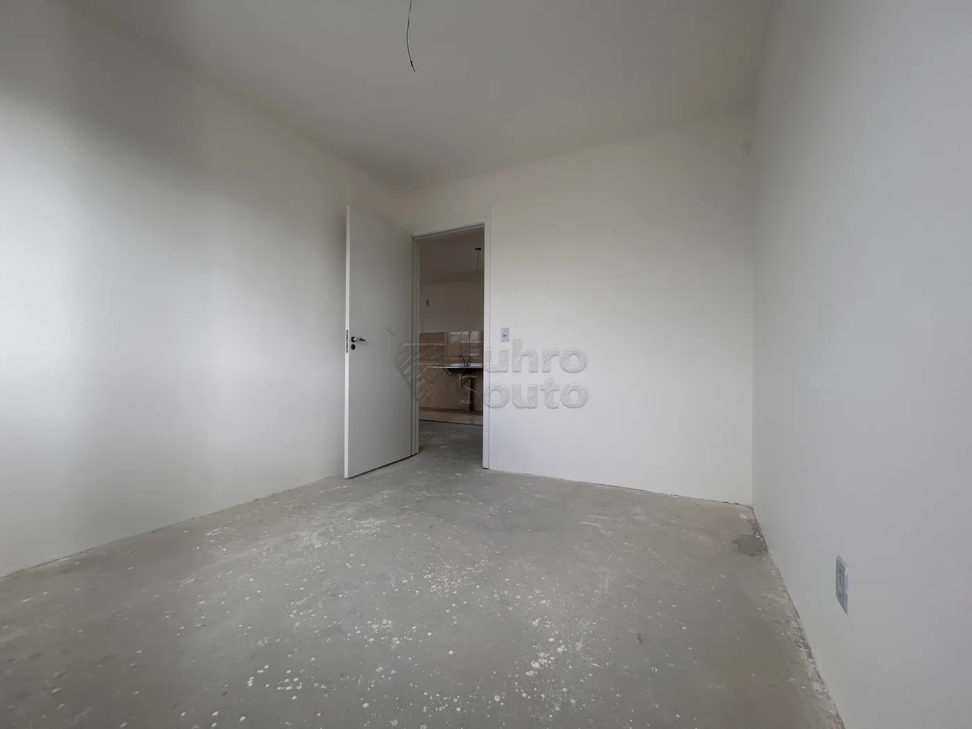 Comprar Apartamento / Padr&atilde;o em Pelotas R$ 165.000,00 - Foto 7