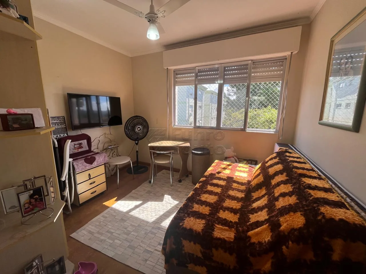 Comprar Apartamento / Padr&atilde;o em Pelotas R$ 260.000,00 - Foto 3