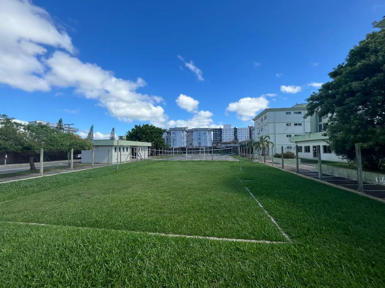 Comprar Apartamento / Padr&atilde;o em Pelotas R$ 260.000,00 - Foto 6