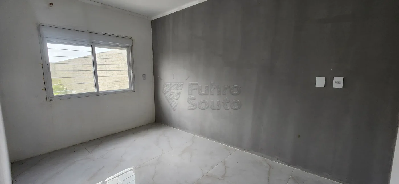 Comprar Casa / Padr&atilde;o em Pelotas R$ 420.000,00 - Foto 5
