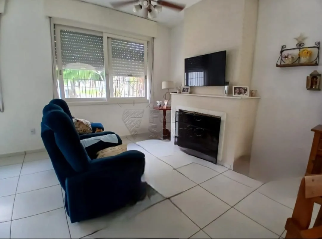 Comprar Casa / Padr&atilde;o em Pelotas R$ 690.000,00 - Foto 1