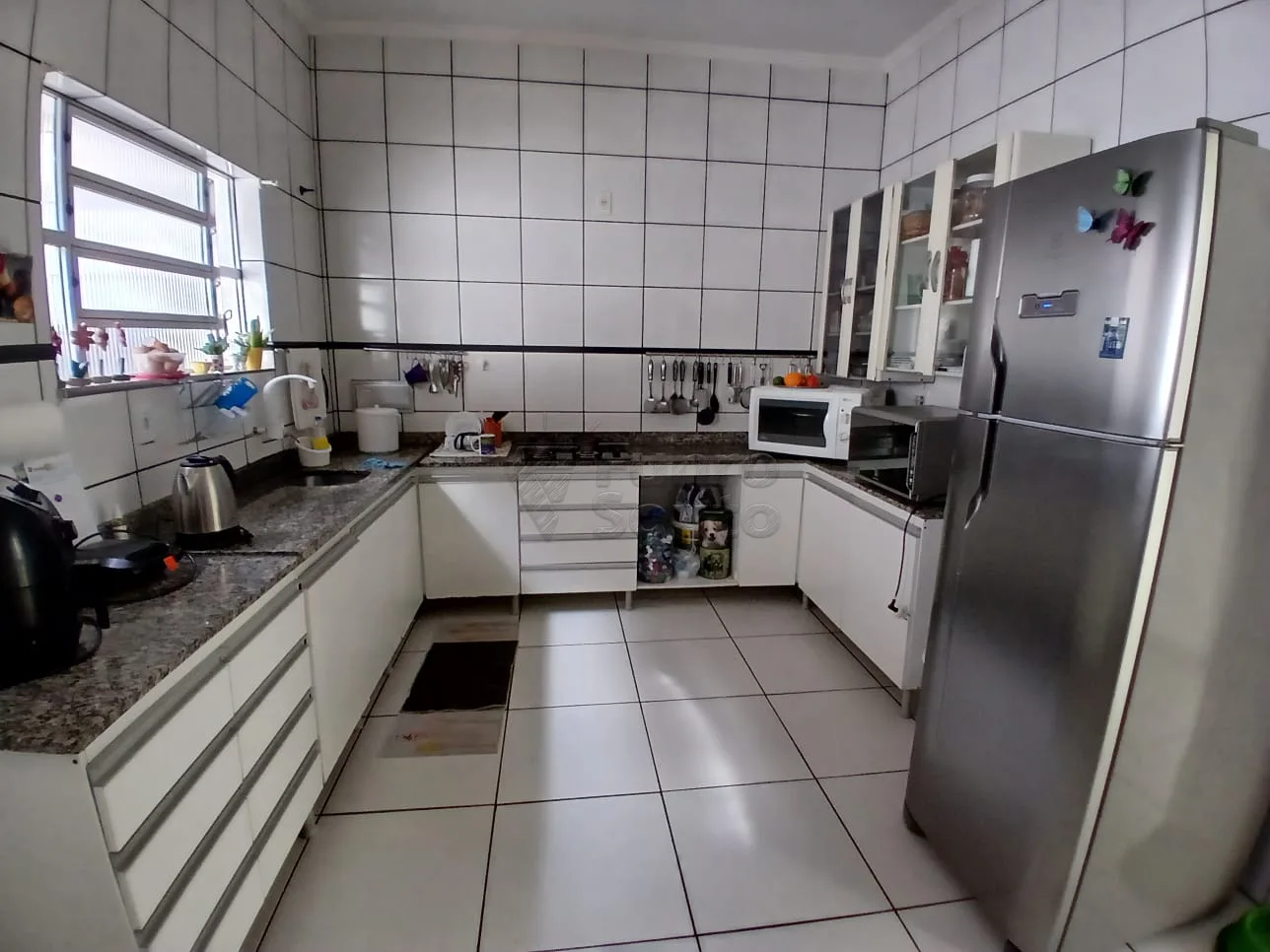 Comprar Casa / Padr&atilde;o em Pelotas R$ 690.000,00 - Foto 3