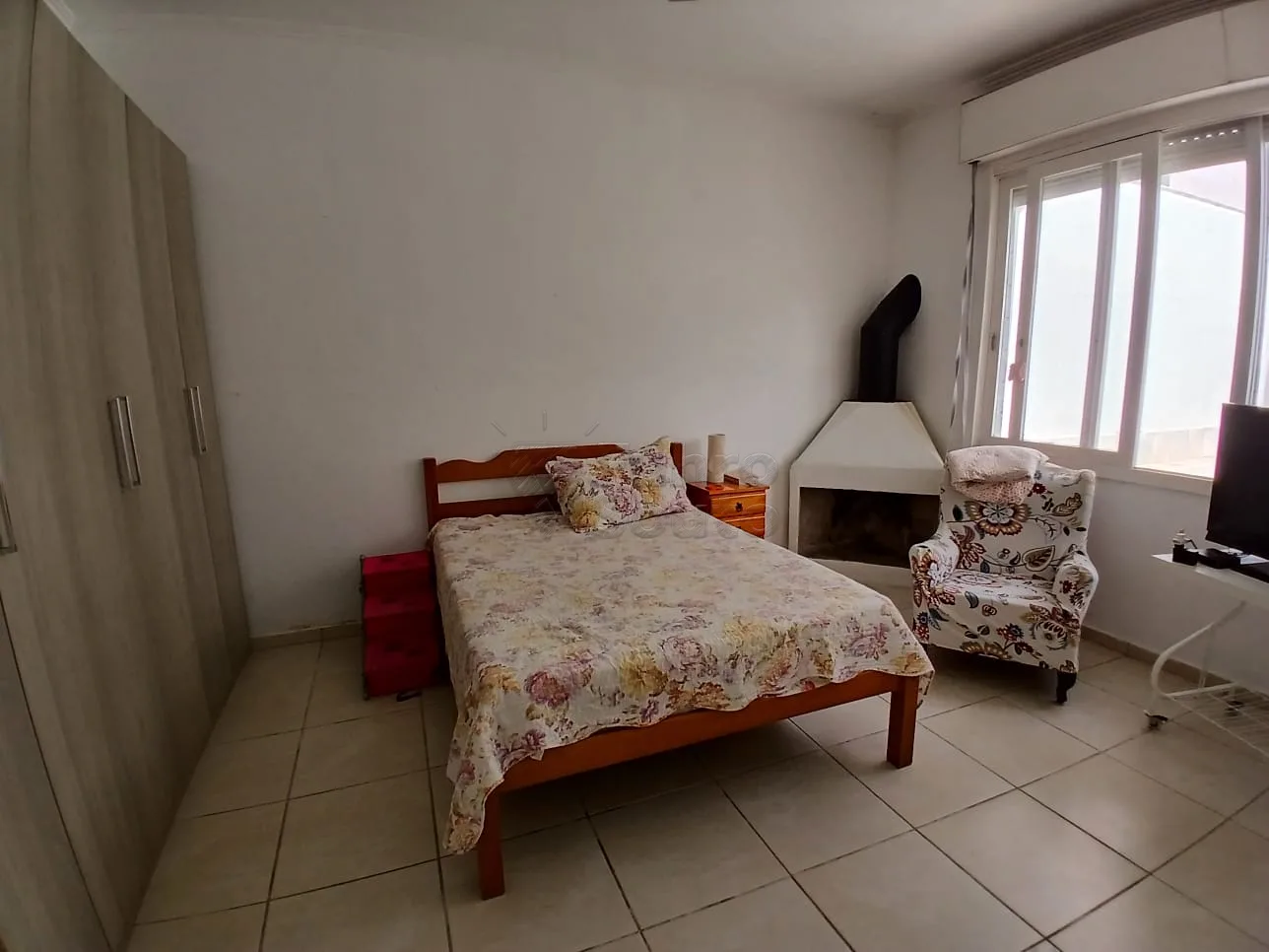 Comprar Casa / Padr&atilde;o em Pelotas R$ 690.000,00 - Foto 7