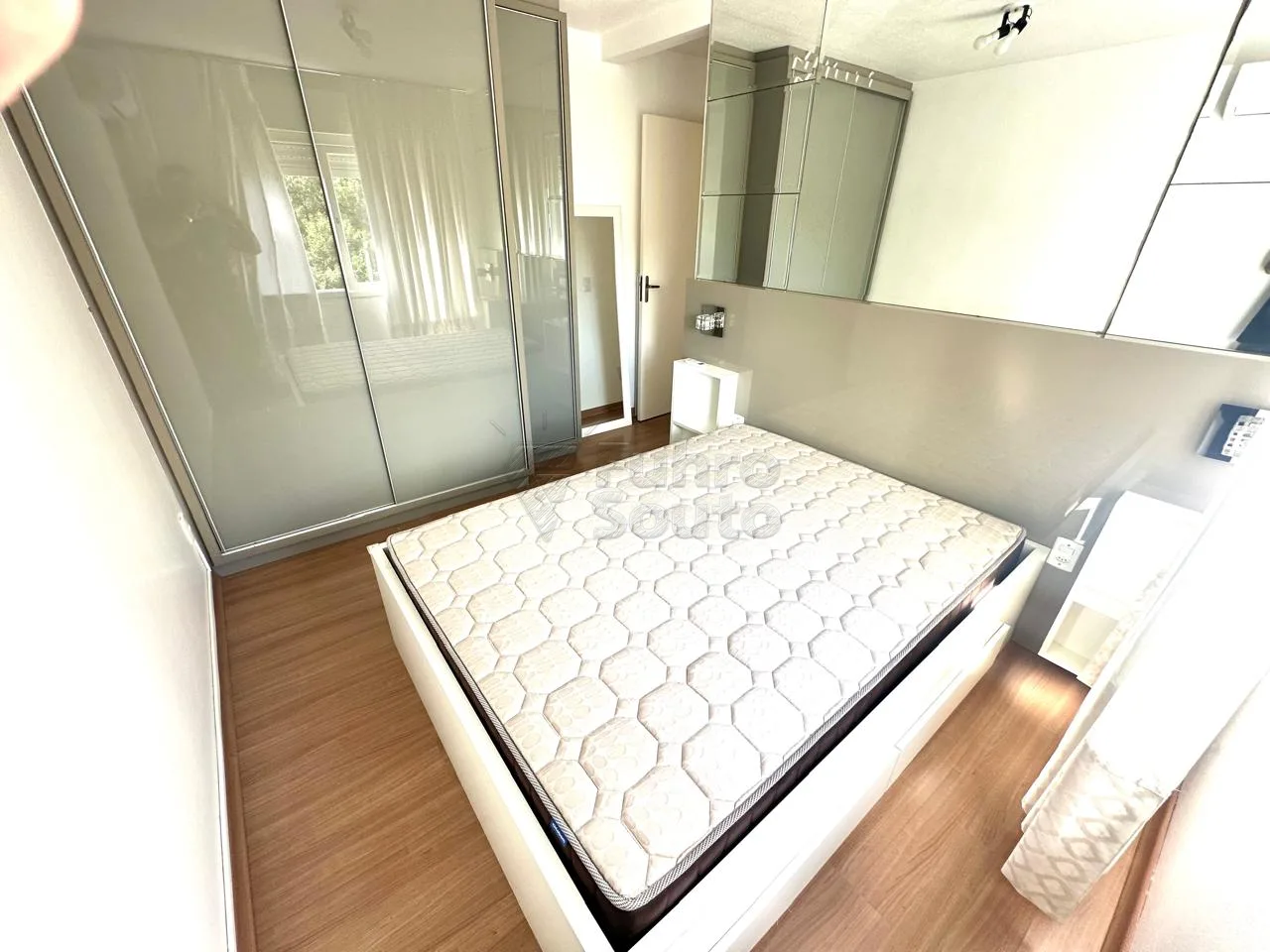 Comprar Apartamento / Padr&atilde;o em Pelotas R$ 320.000,00 - Foto 3