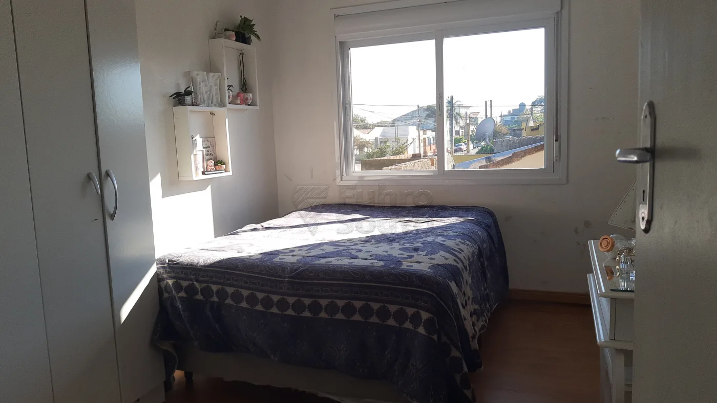 Comprar Casa / Padr&atilde;o em Pelotas R$ 900.000,00 - Foto 7