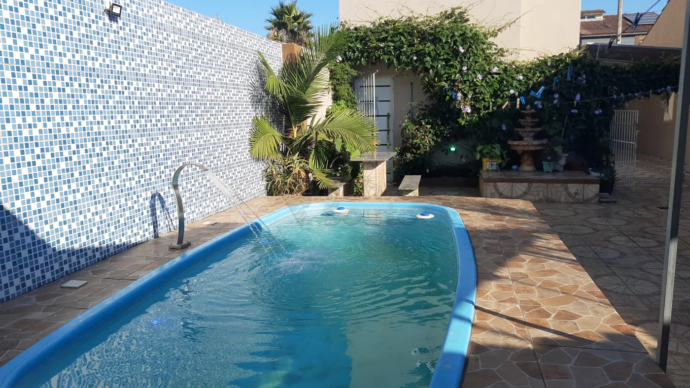 Comprar Casa / Padr&atilde;o em Pelotas R$ 900.000,00 - Foto 11