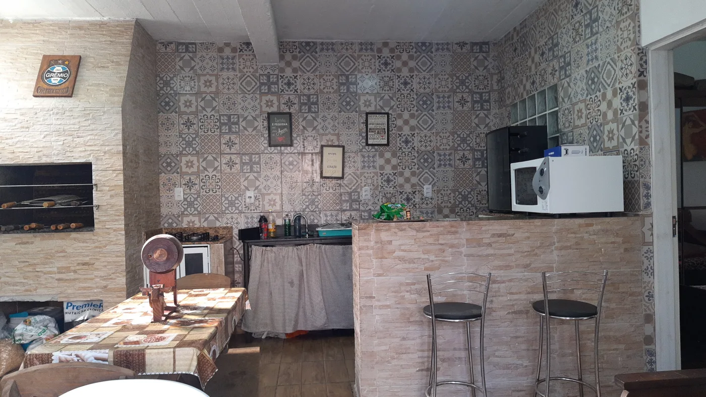 Comprar Casa / Padr&atilde;o em Pelotas R$ 900.000,00 - Foto 10