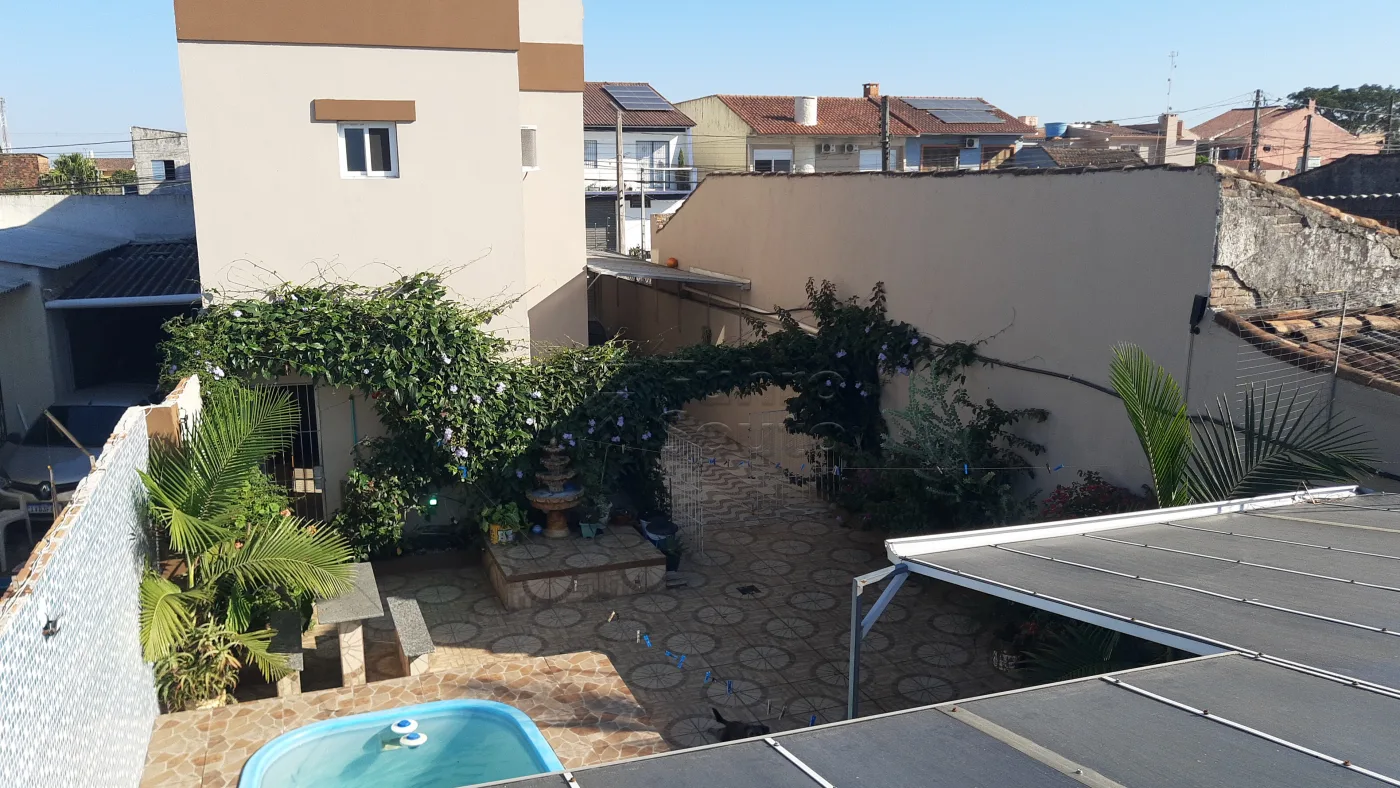 Comprar Casa / Padr&atilde;o em Pelotas R$ 900.000,00 - Foto 15