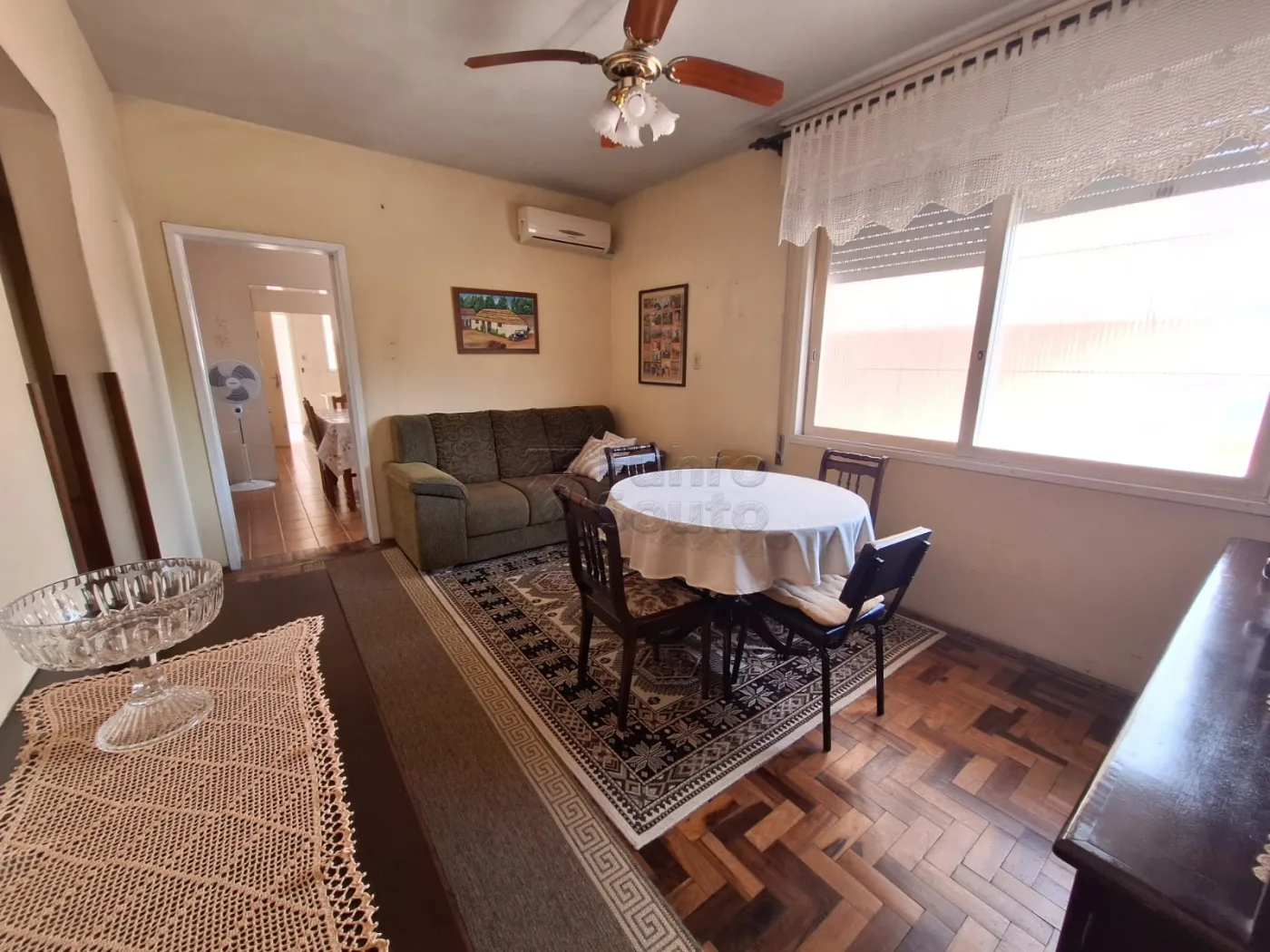 Comprar Casa / Padr&atilde;o em Pelotas R$ 800.000,00 - Foto 3