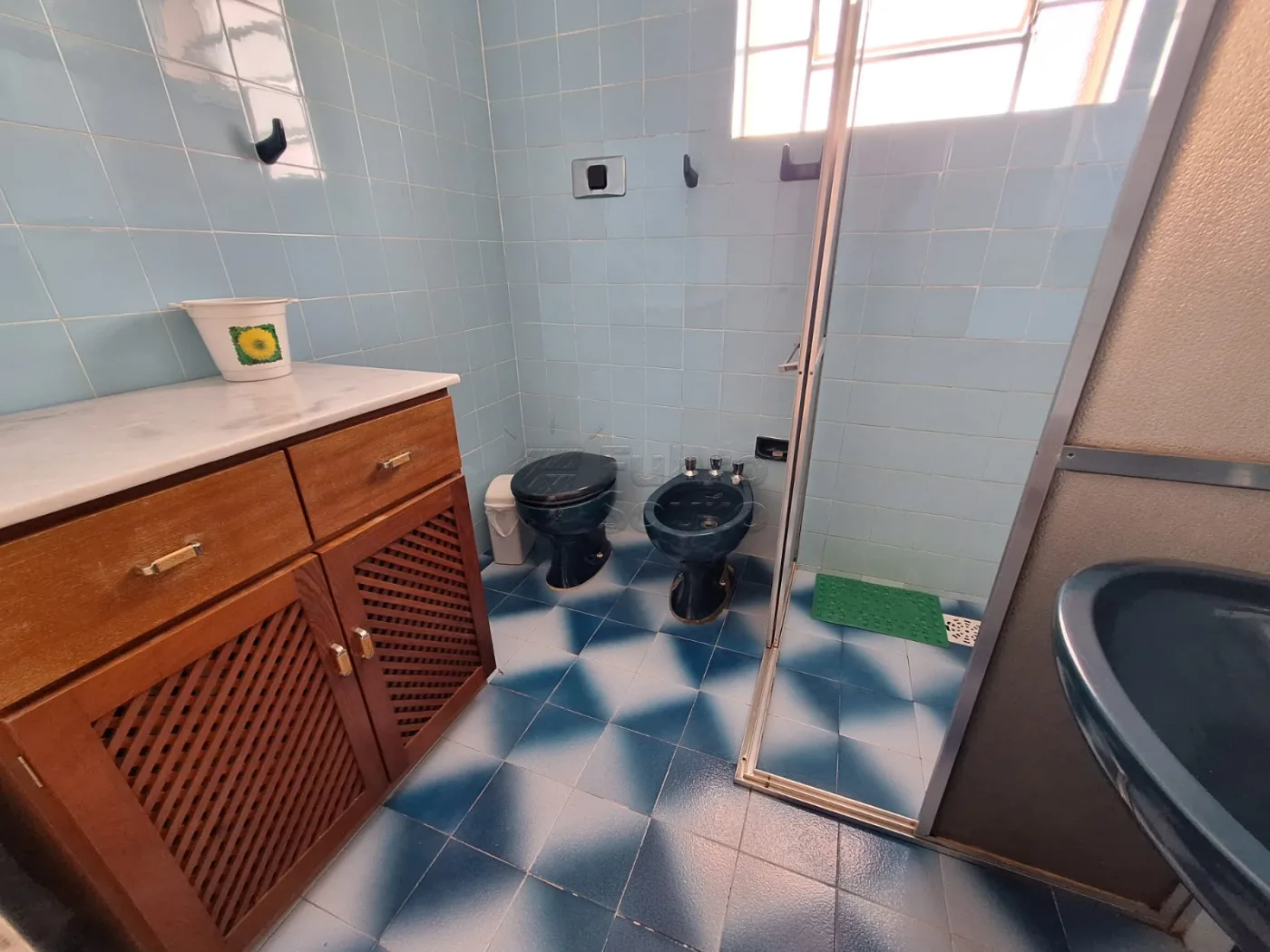 Comprar Casa / Padr&atilde;o em Pelotas R$ 800.000,00 - Foto 12