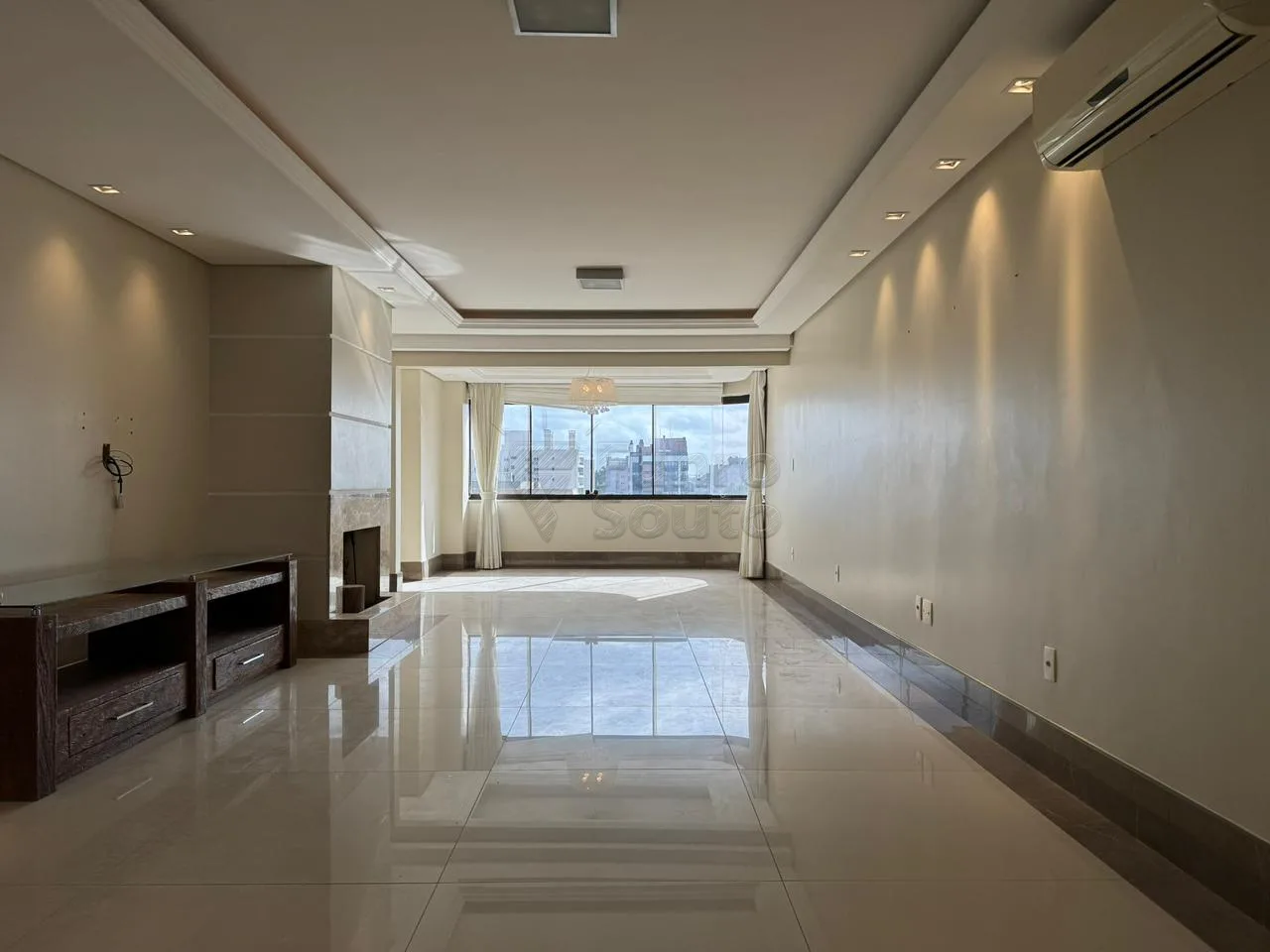 Comprar Apartamento / Cobertura em Pelotas R$ 1.250.000,00 - Foto 6