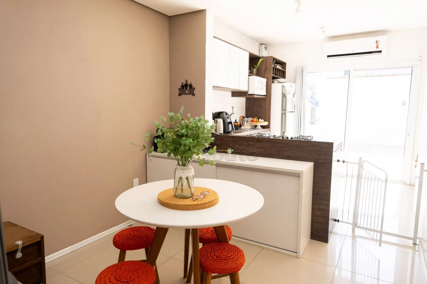 Comprar Casa / Padr&atilde;o em Pelotas R$ 550.000,00 - Foto 3