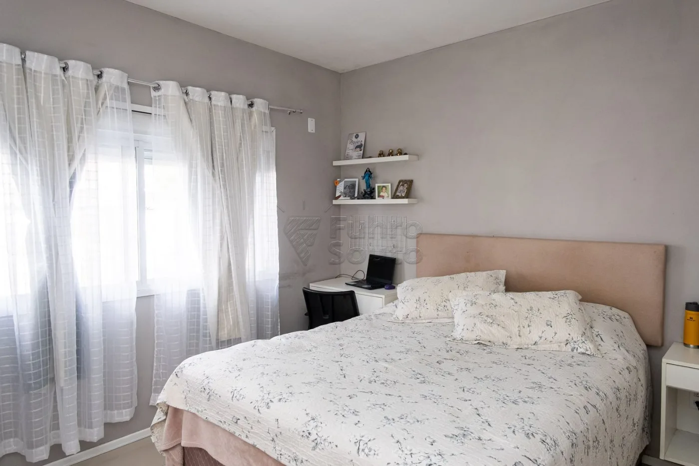 Comprar Casa / Padr&atilde;o em Pelotas R$ 550.000,00 - Foto 6