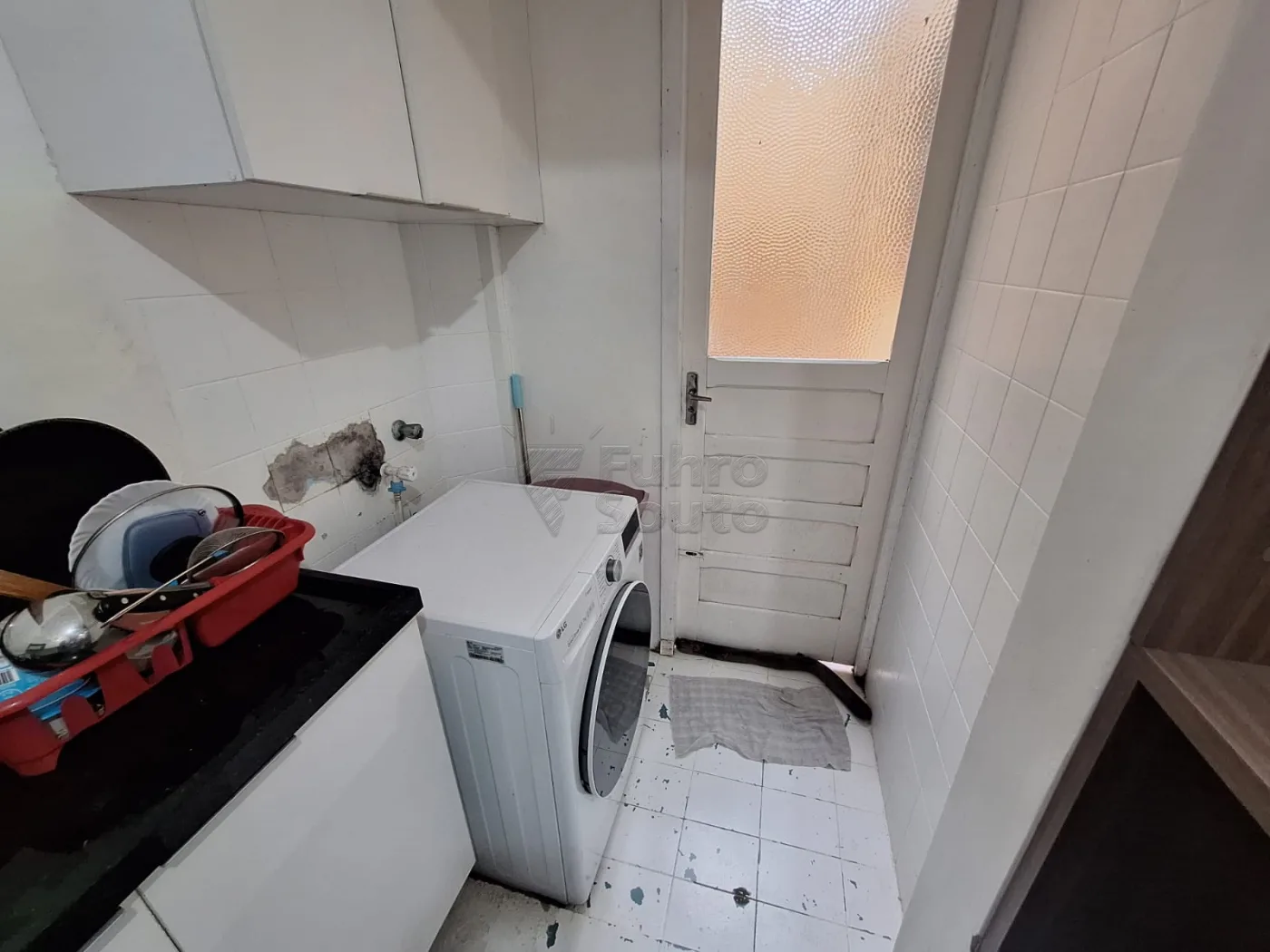 Comprar Apartamento / Padr&atilde;o em Pelotas R$ 160.000,00 - Foto 4